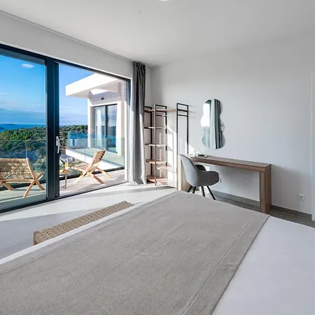 Palazzo Marinavi Villa *