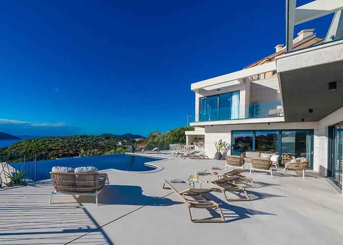 Palazzo Marinavi 别墅