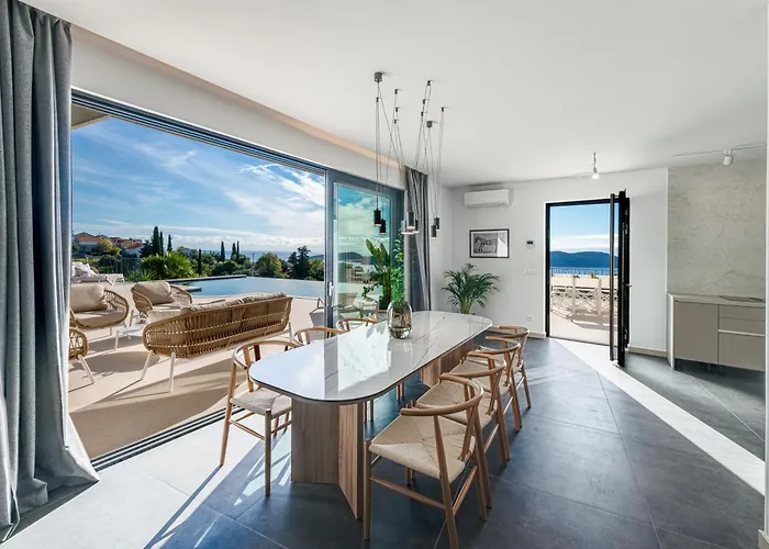 Palazzo Marinavi 别墅 *