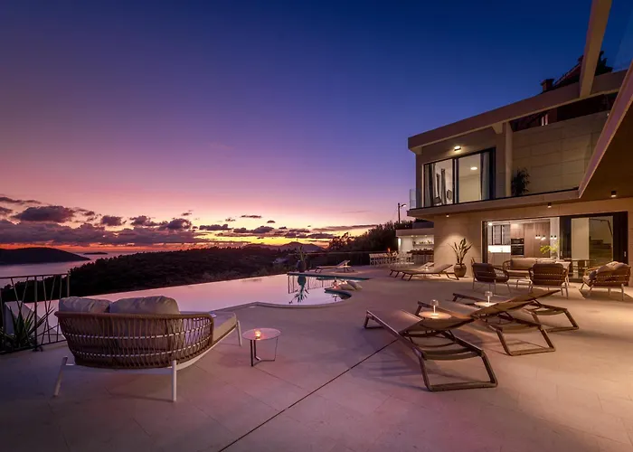 Palazzo Marinavi * 奥拉萨奇