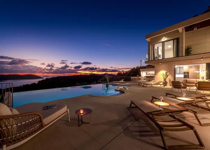 别墅 Palazzo Marinavi 奥拉萨奇